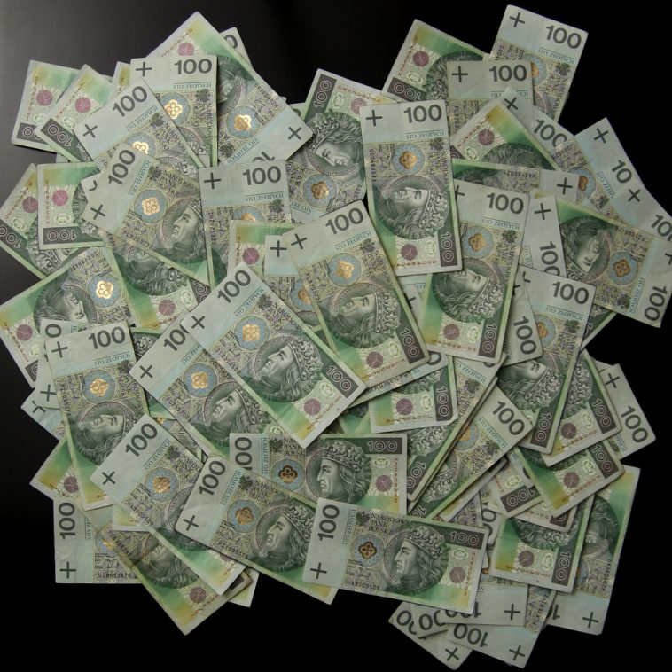 Cieszyniok oddał portfel z kilkoma tysiącami złotych!